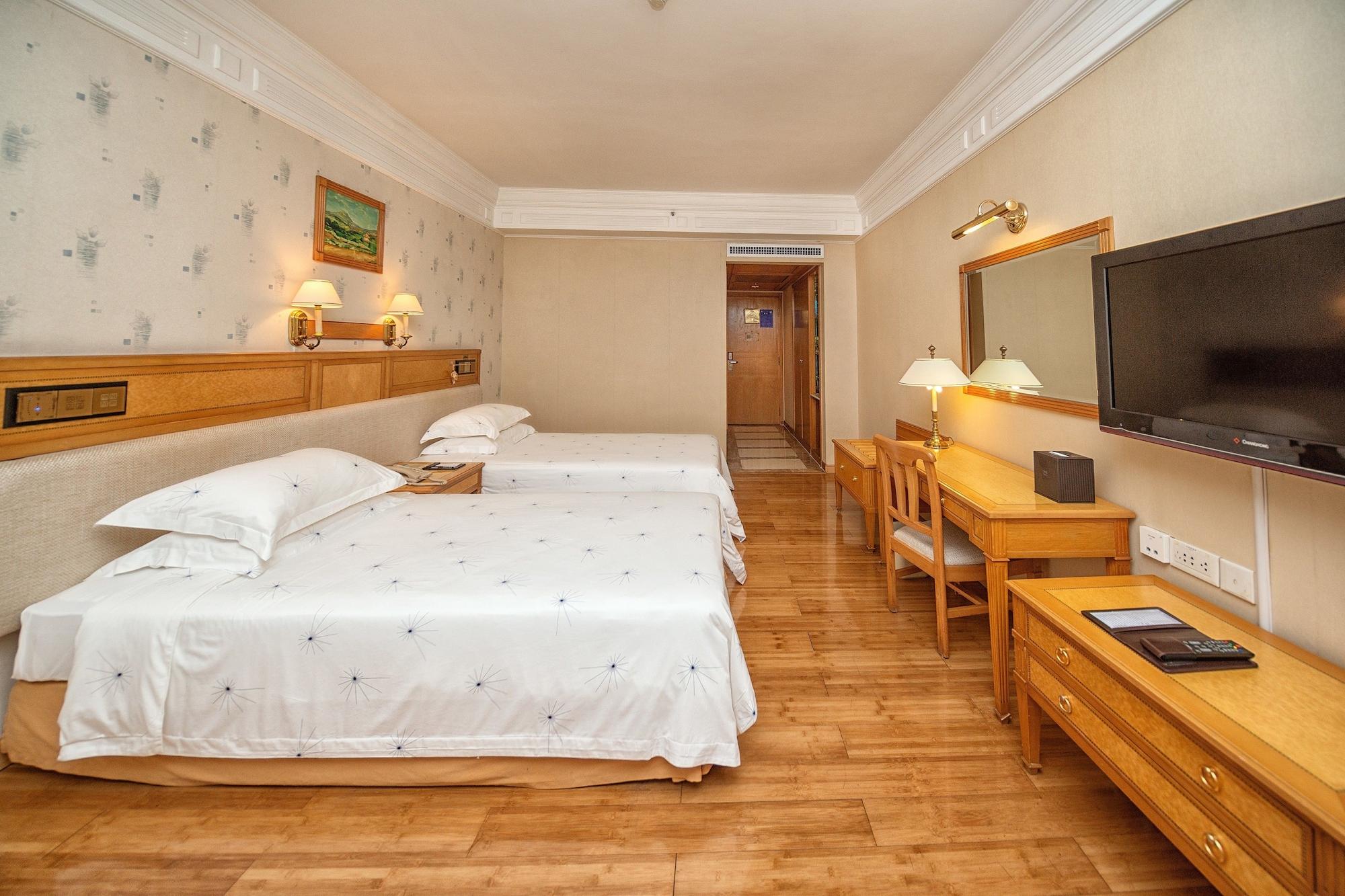 Hotel Silverland Dongguan  Esterno foto