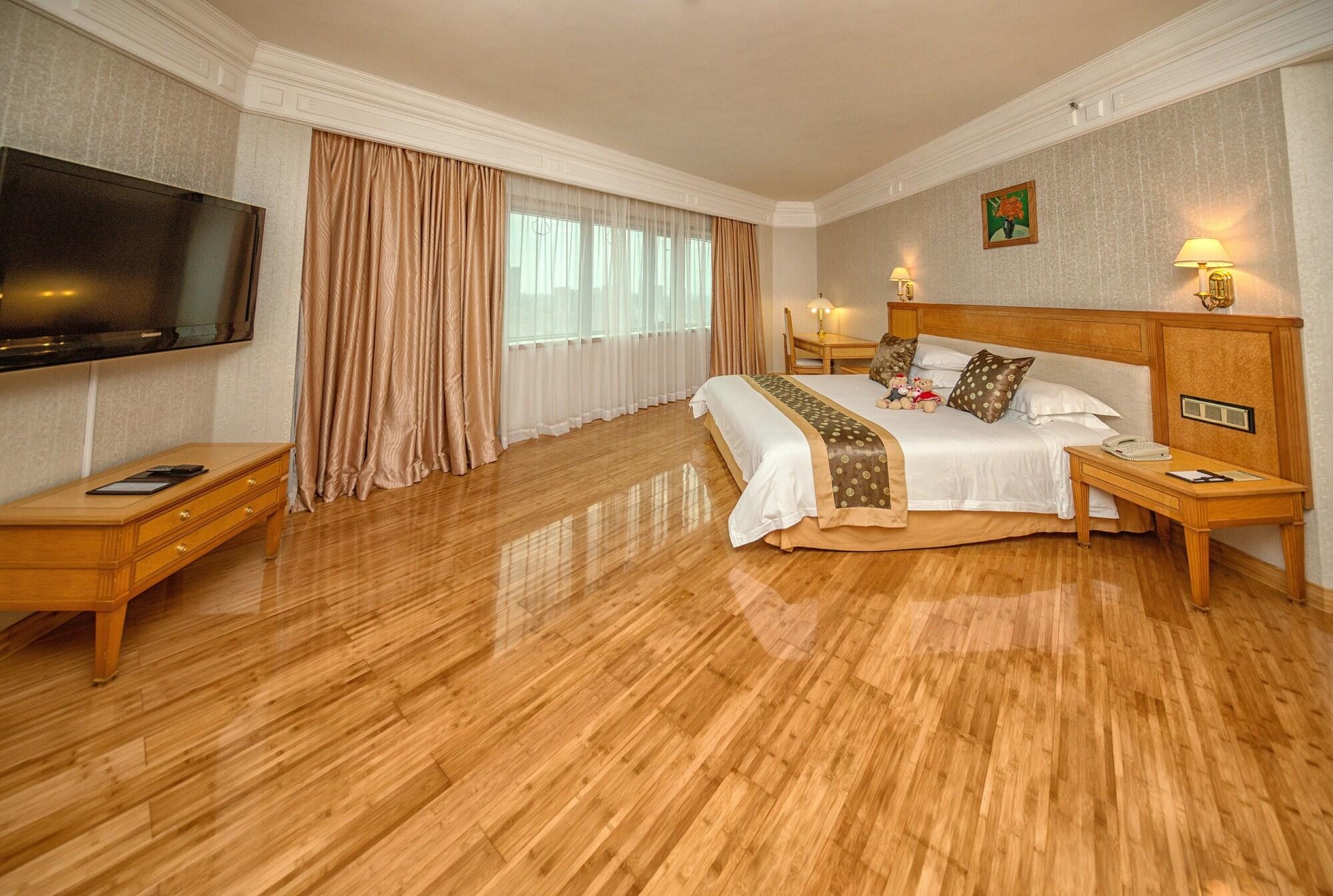 Hotel Silverland Dongguan  Esterno foto