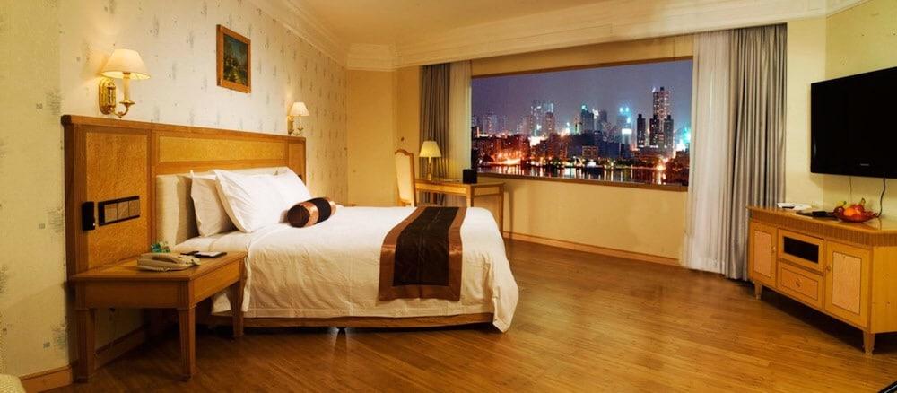 Hotel Silverland Dongguan  Esterno foto