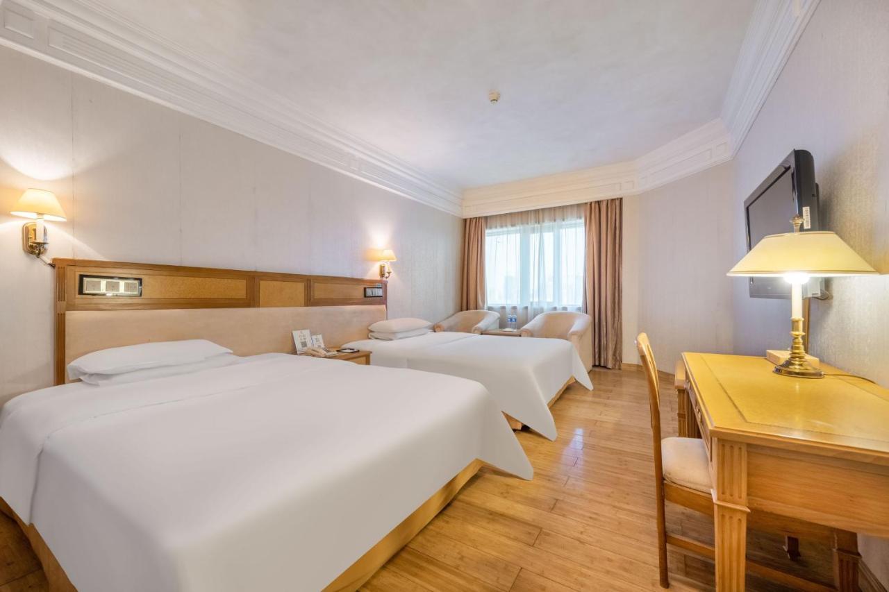 Hotel Silverland Dongguan  Esterno foto
