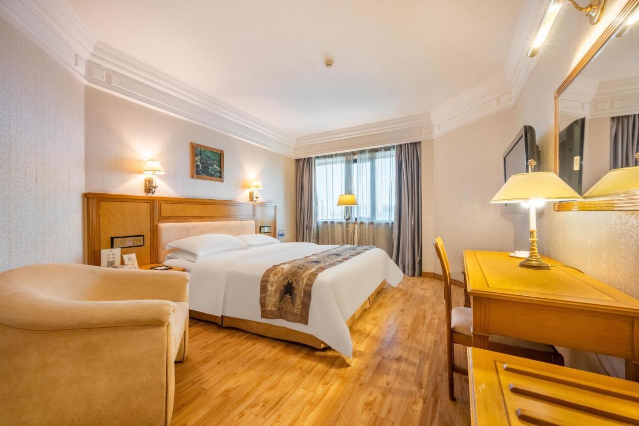 Hotel Silverland Dongguan  Esterno foto