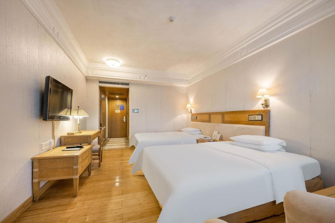 Hotel Silverland Dongguan  Esterno foto