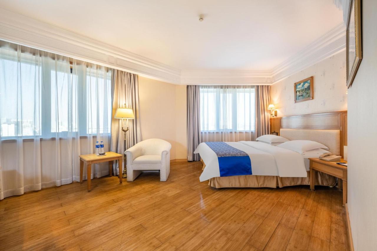 Hotel Silverland Dongguan  Esterno foto