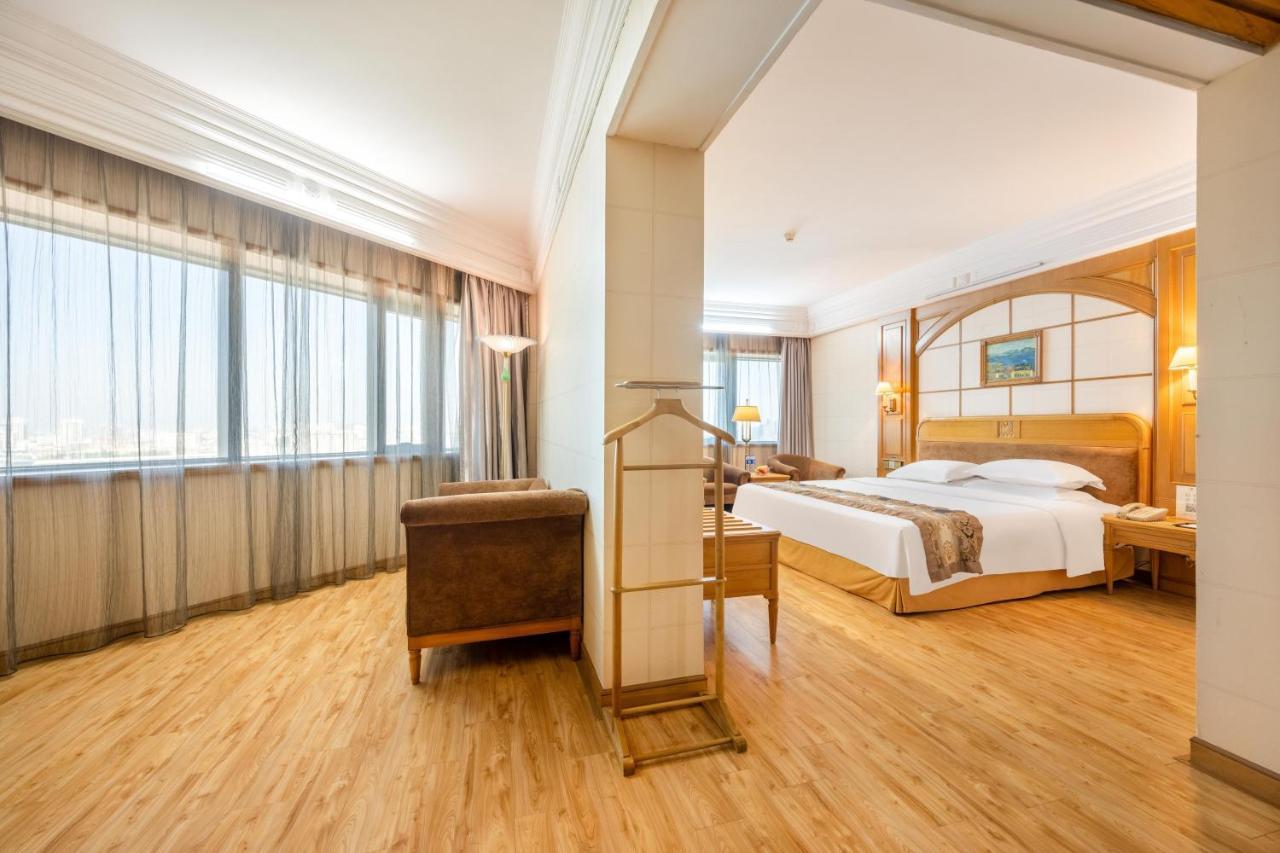 Hotel Silverland Dongguan  Esterno foto