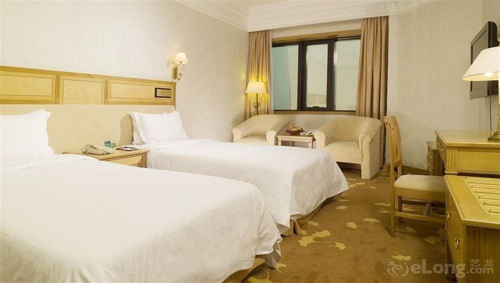 Hotel Silverland Dongguan  Esterno foto