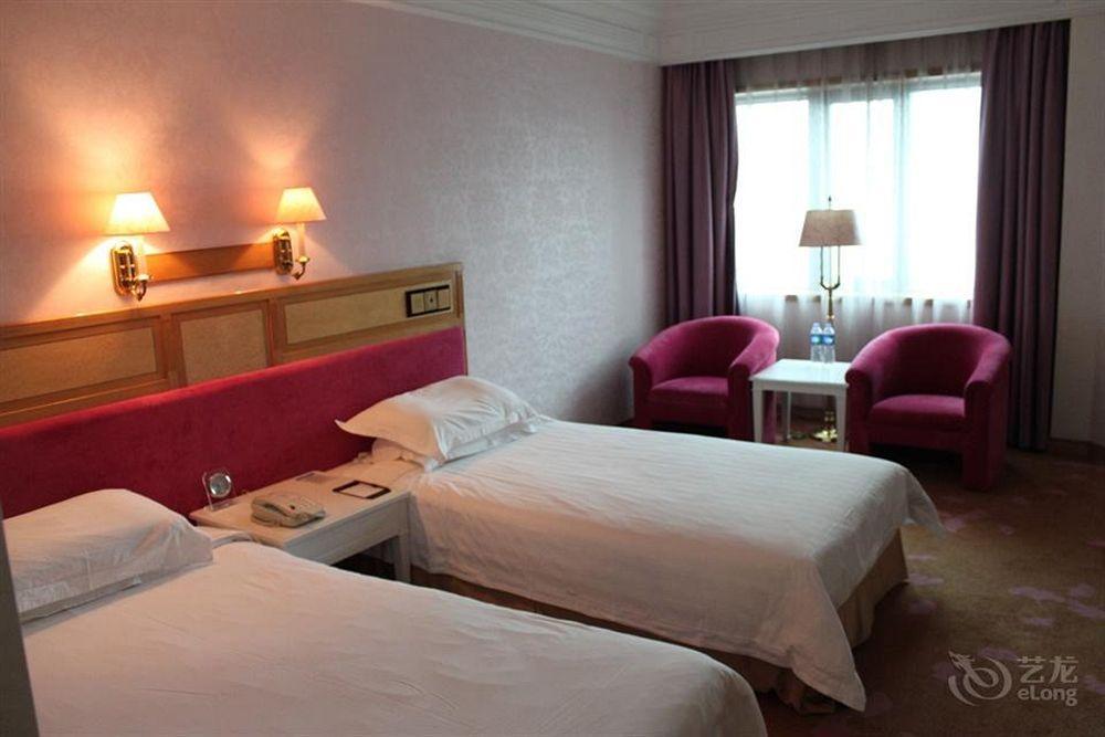 Hotel Silverland Dongguan  Esterno foto