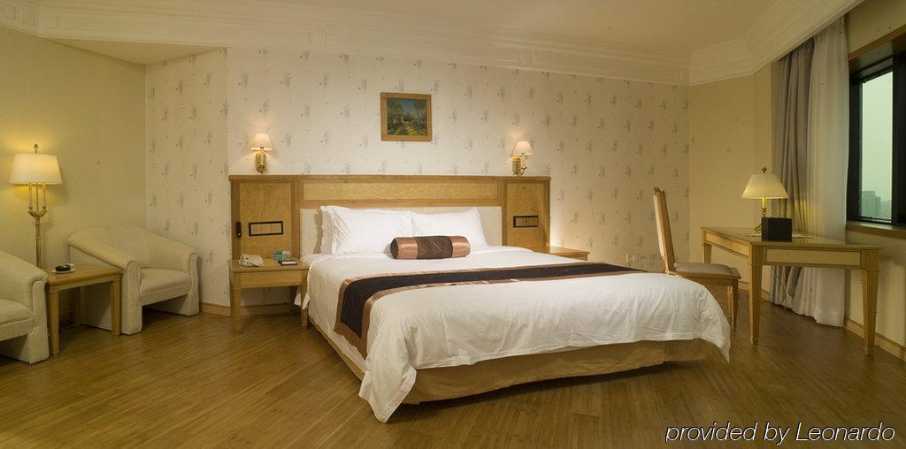 Hotel Silverland Dongguan  Esterno foto